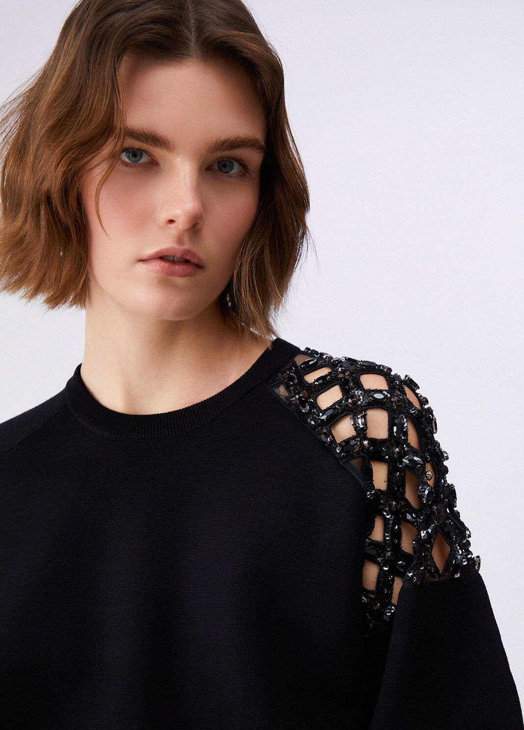 Pullover mit Schmuckstickerei schwarz Liu Jo - large image number 4