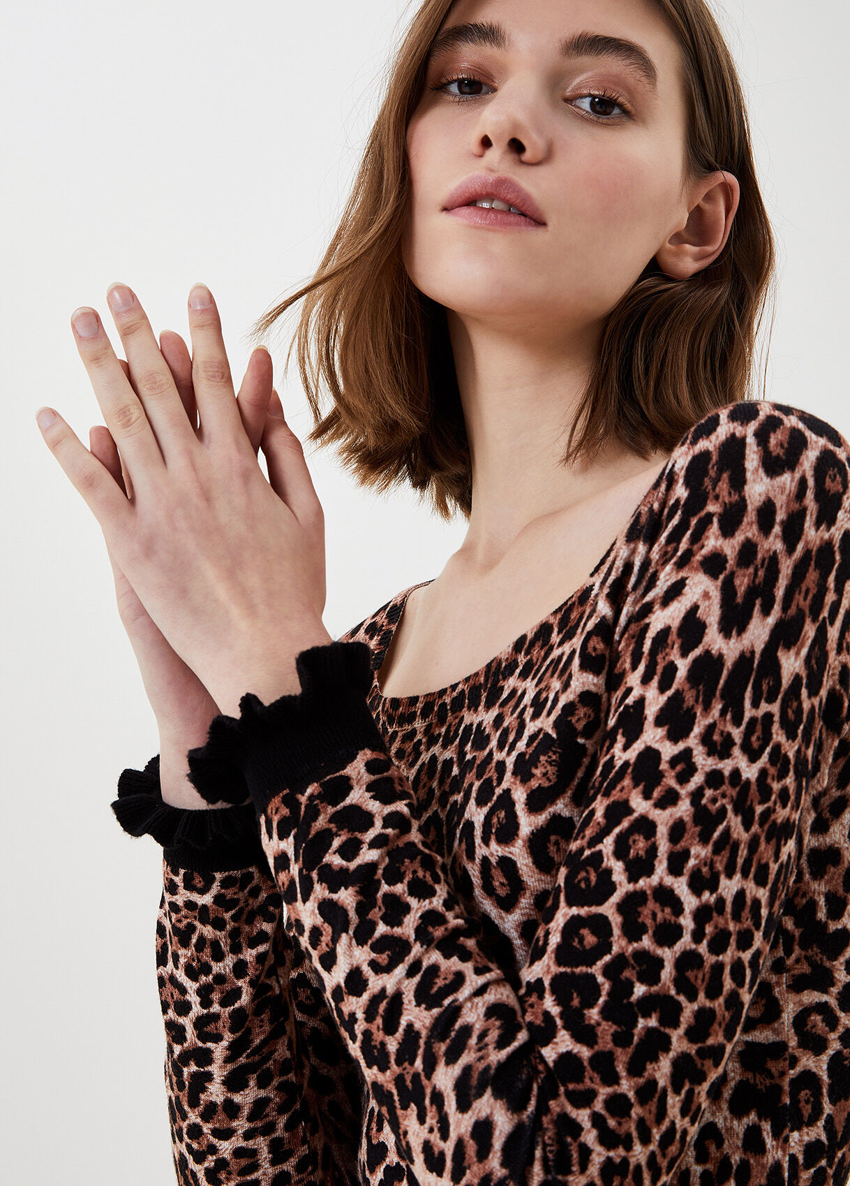 Leopard print jumper best sale warehouse