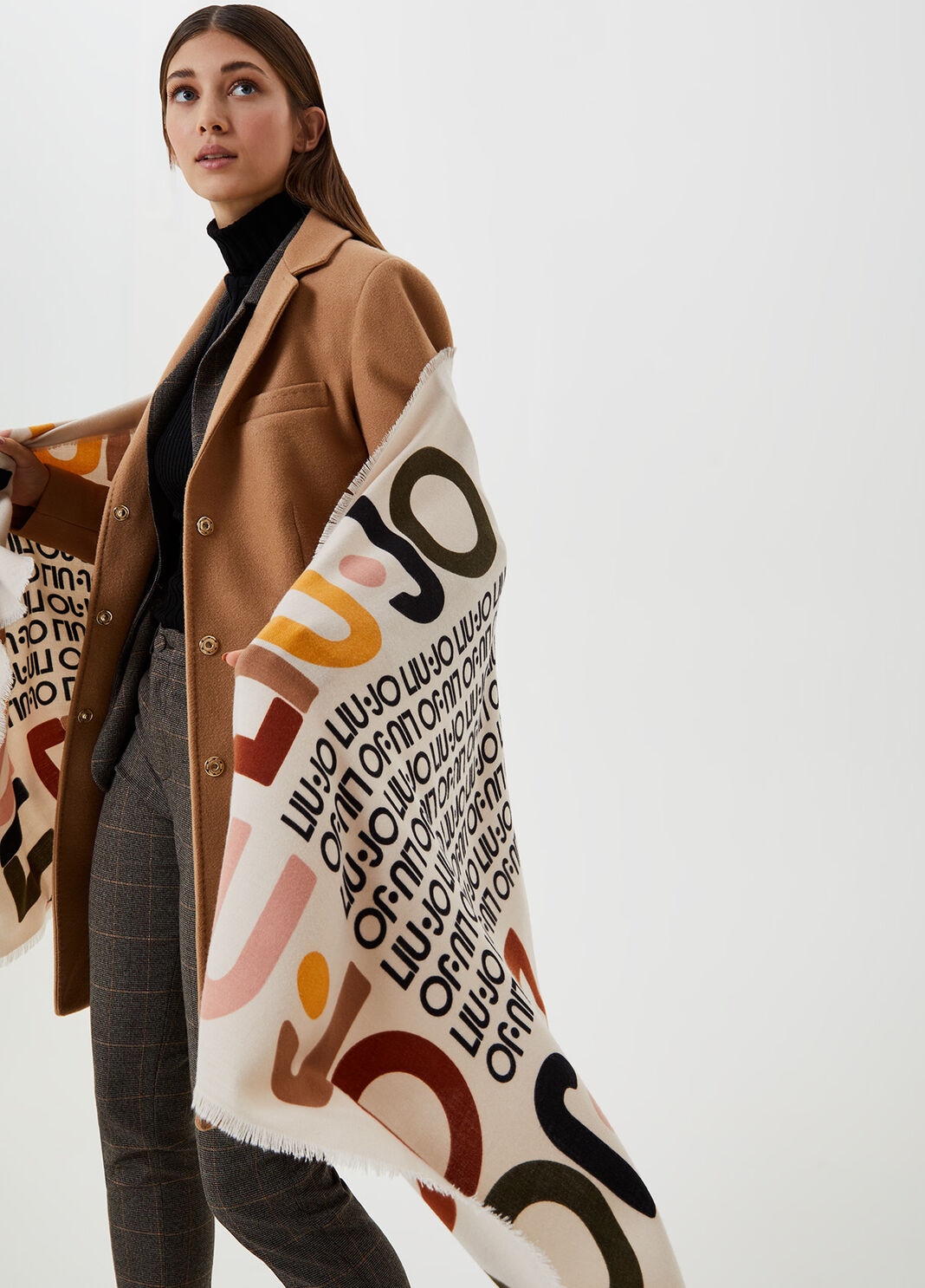 Shawl with logo champagne Liu Jo - large image number 1