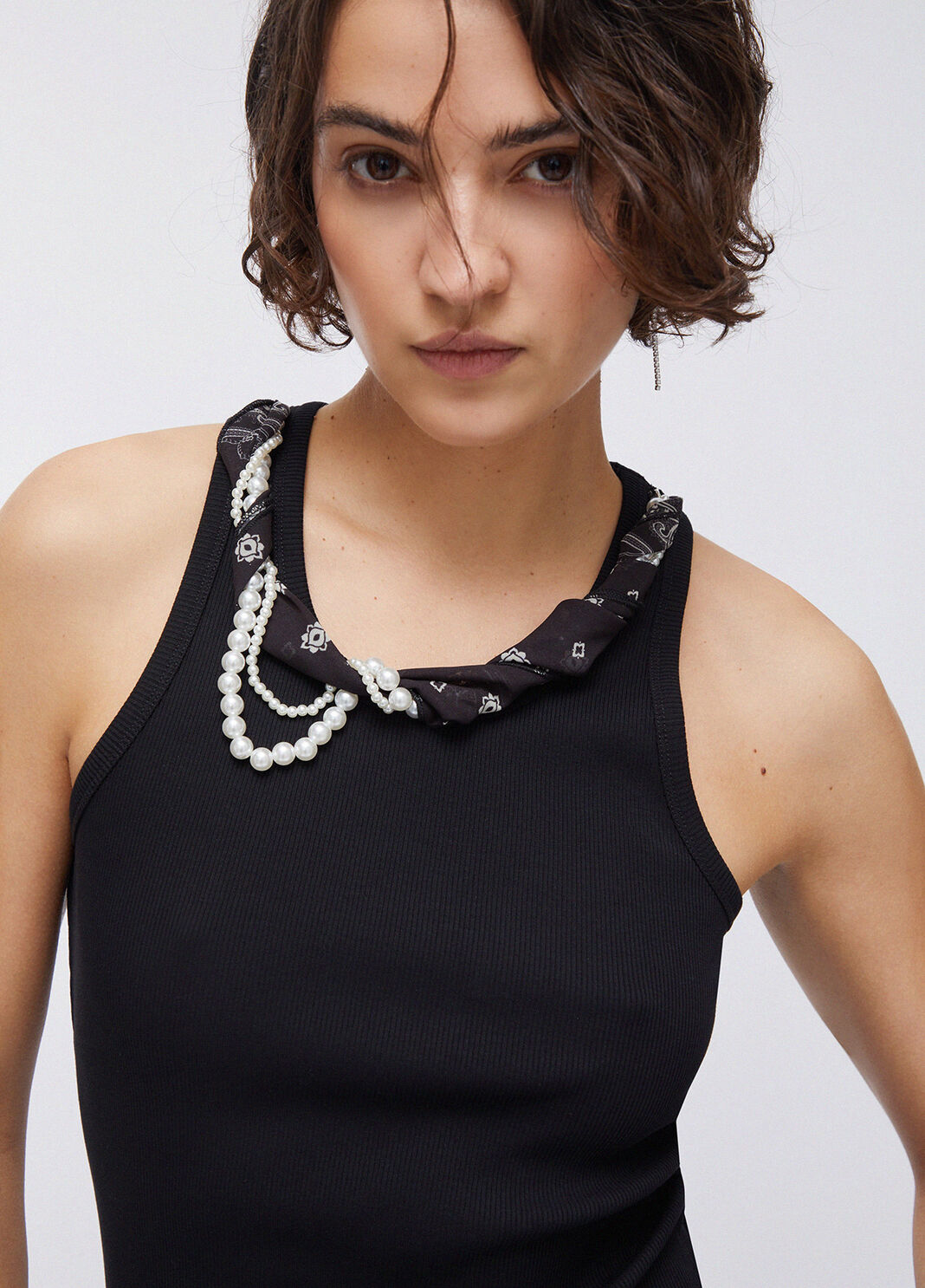 Top with bejewelled details black Liu Jo - large image number 4