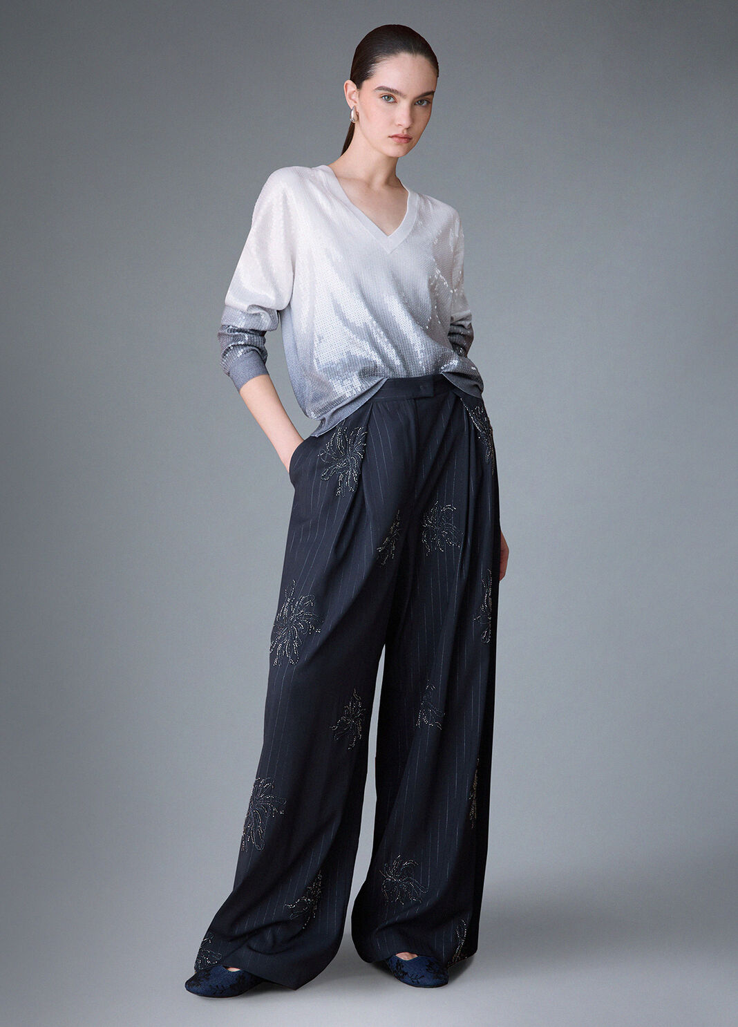 D&eacute;grad&eacute; Sweater with Sequins grey Liu Jo - large image number 2