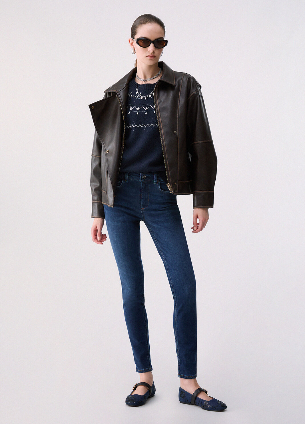 Skinny jeans with embellishments dark denim Liu Jo - large image number 5