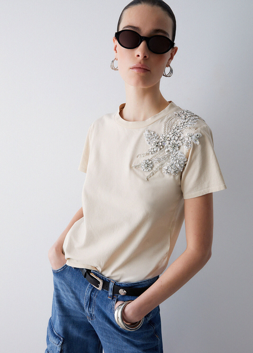 T-Shirt mit Schmuckstickerei Beige Liu Jo - large image number 2