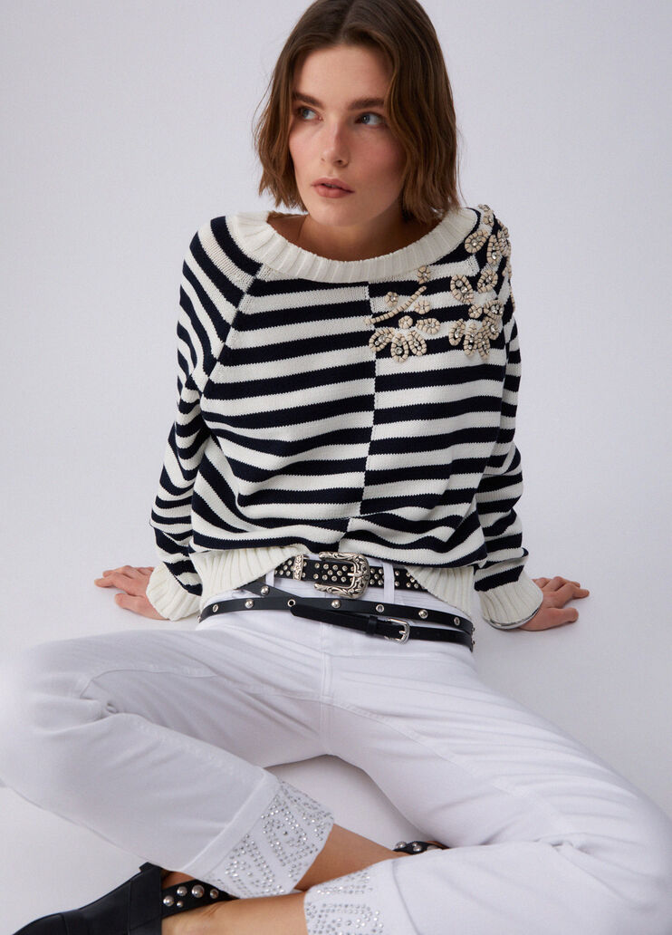 Pantal&oacute;n pitillo con vuelta y strass blanco Liu Jo - medium