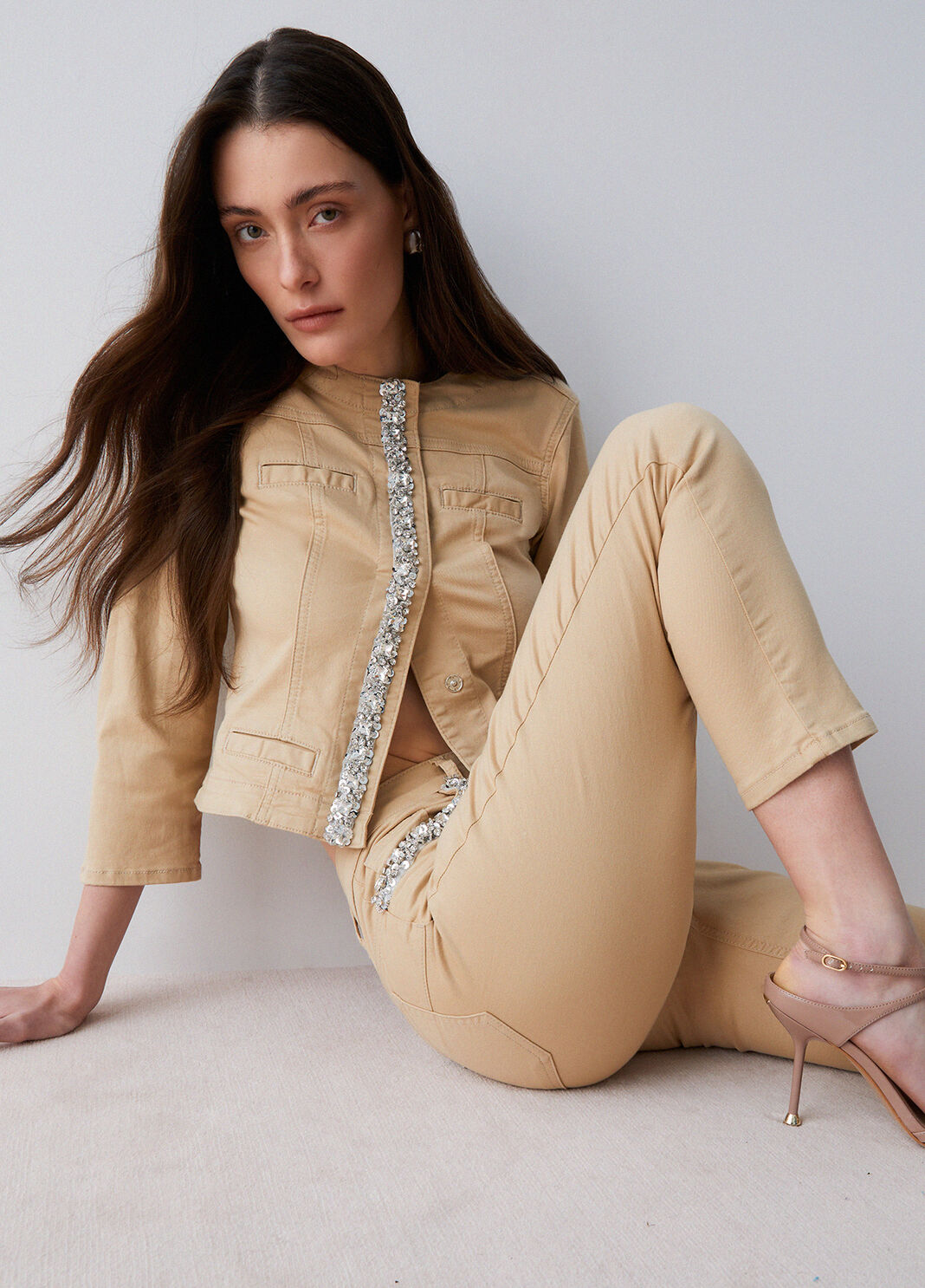 Skinny jeans with bejewelled appliqu&eacute;s beige Liu Jo - large image number 3