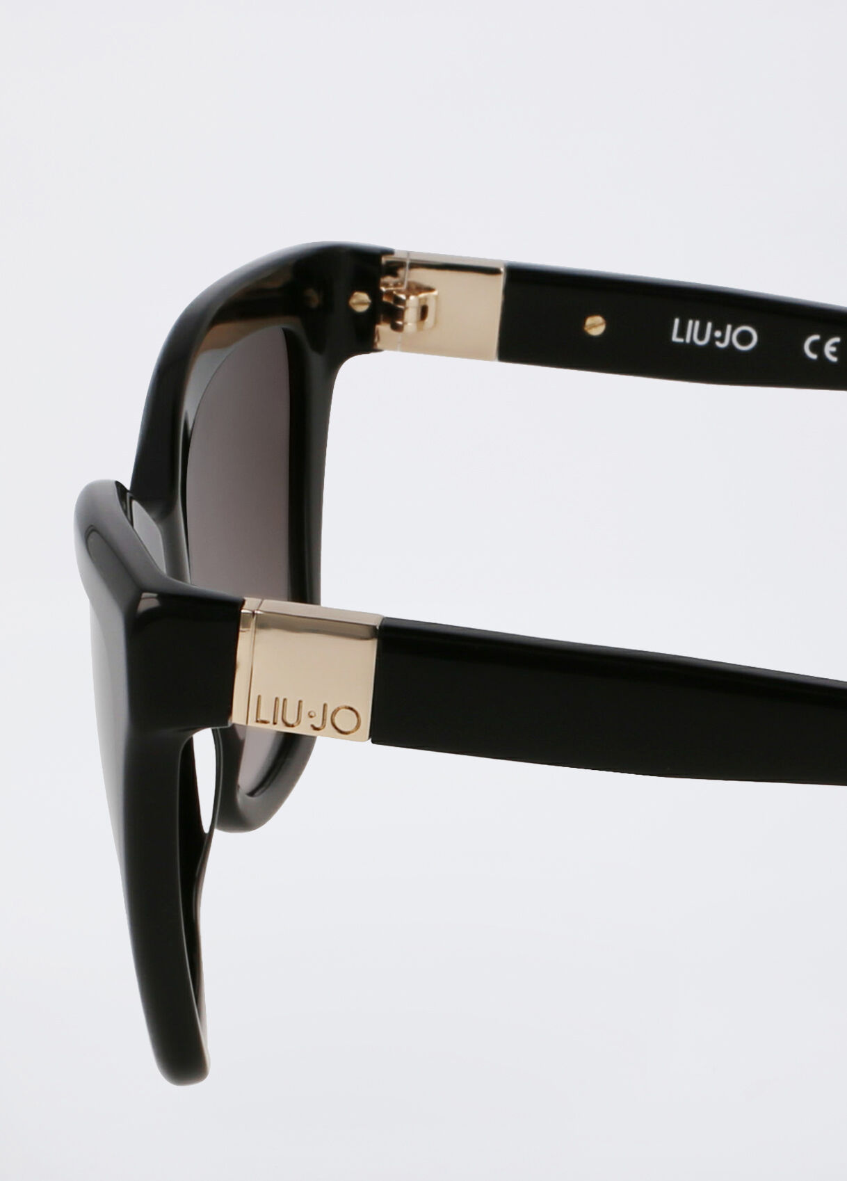 Lunettes de soleil il de chat couloer noir Liu Jo
