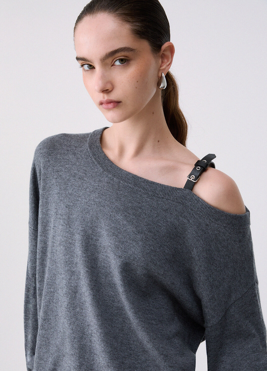 Knit in wool with buckle grey m&eacute;lange Liu Jo - large image number 4