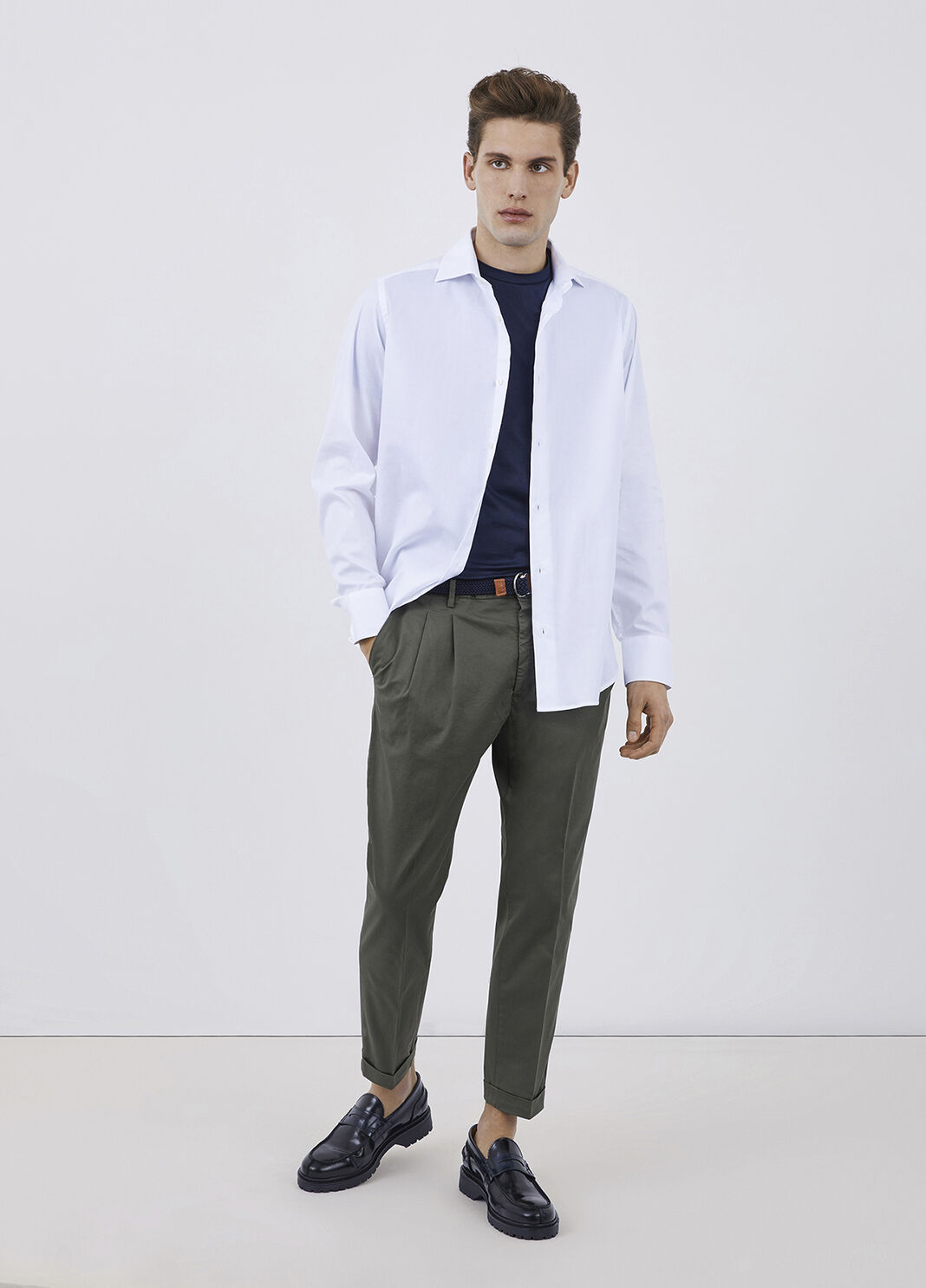 Chinohose im Regular-Slim-Fit milit&auml;rgr&uuml;n Liu Jo - large image number 2