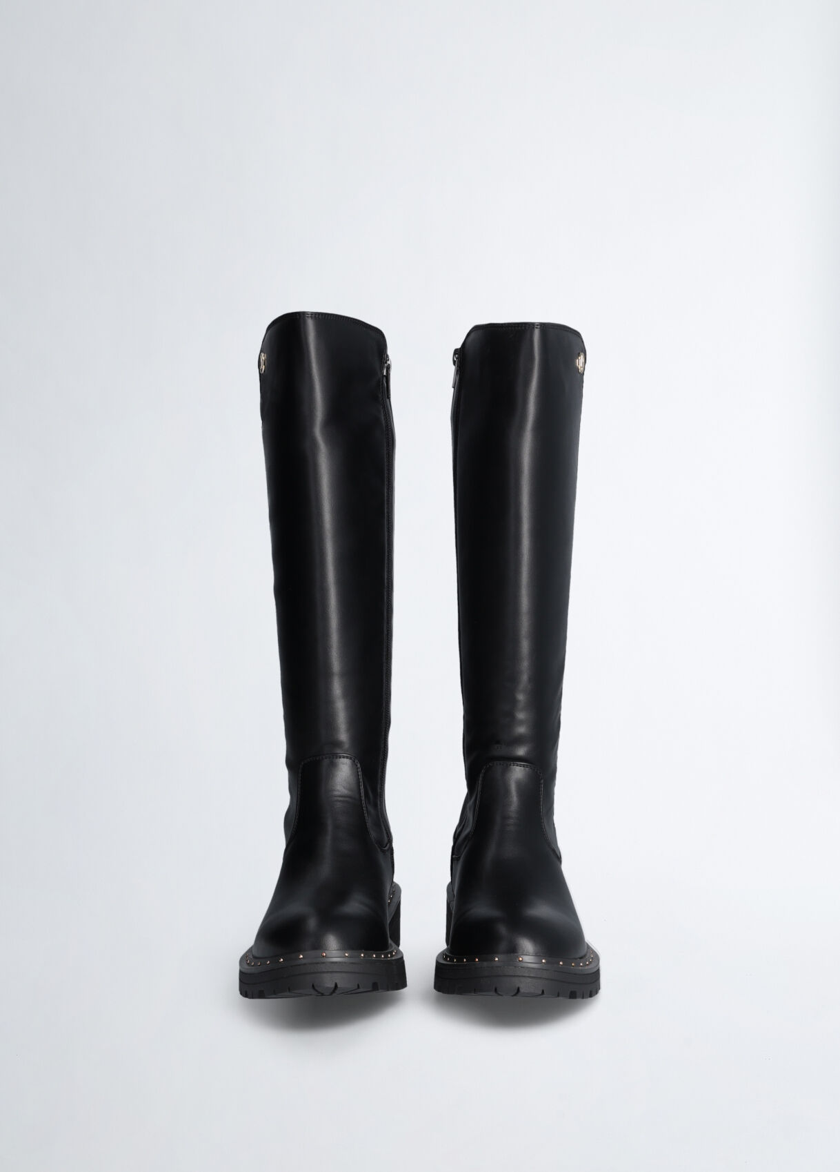 Stivali alti discount pelle con borchie