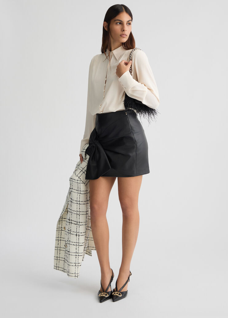 Black mini skirt with bow black Liu Jo - medium Black mini skirt with bow black Liu Jo - medium