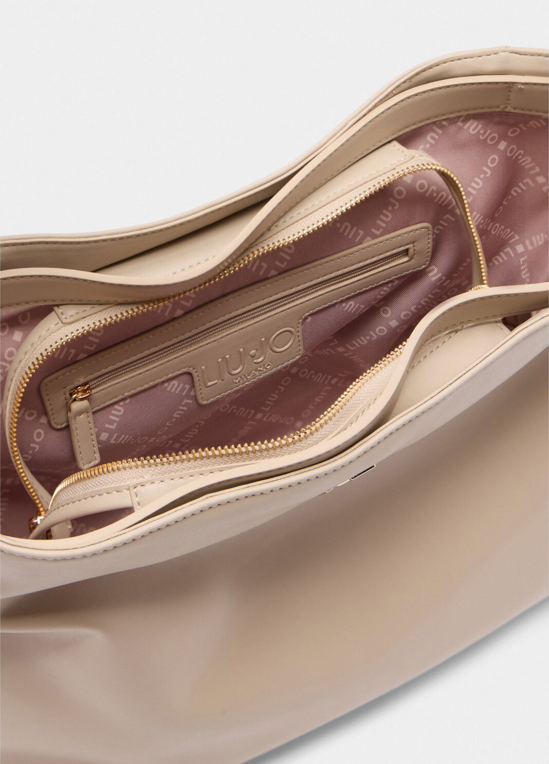 Mittelgro&szlig;e Tote Bag mit Anh&auml;nger Beige Liu Jo - large image number 4