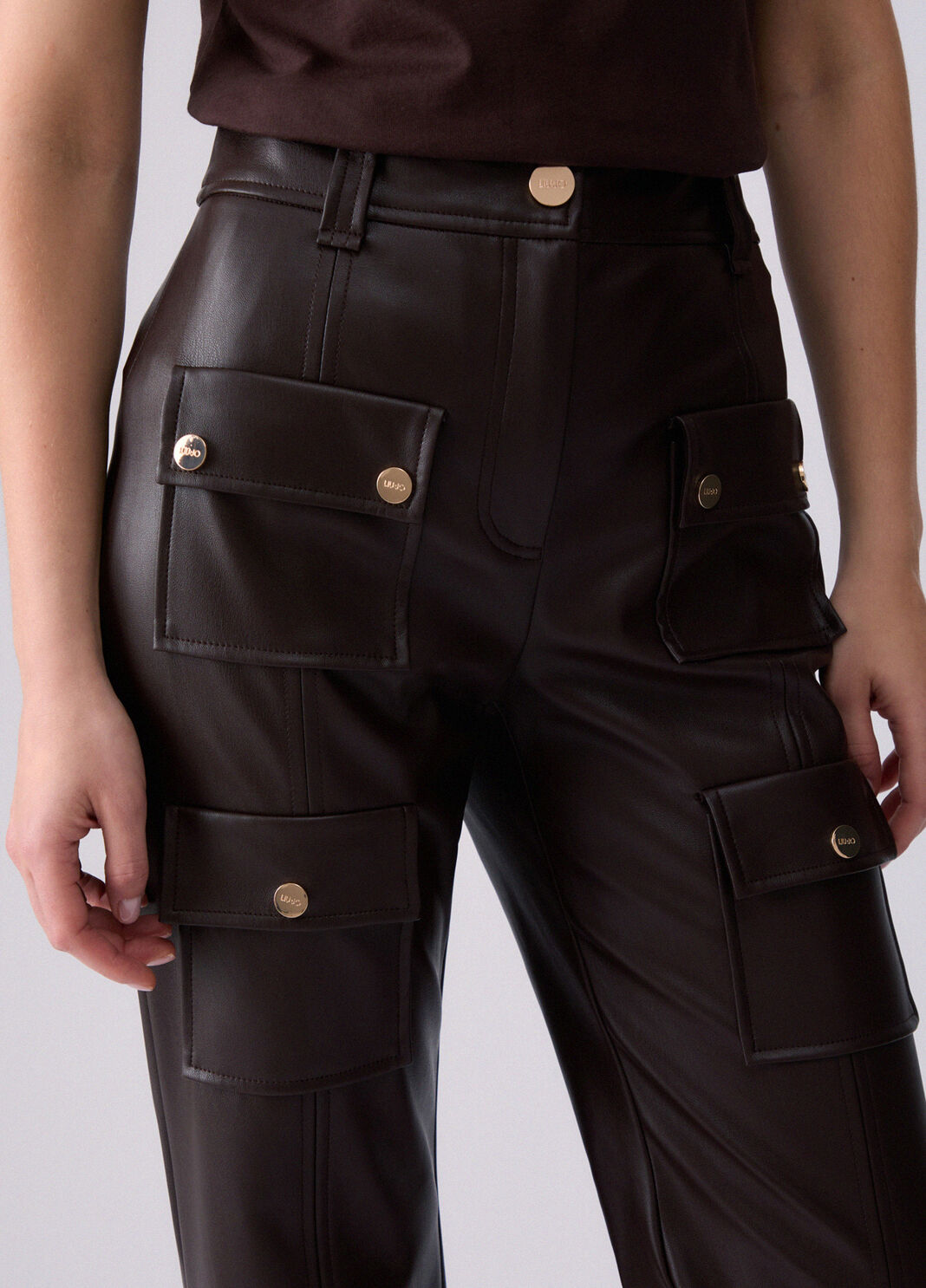 Pantalon en tissu enduit moka Liu Jo - large image number 4