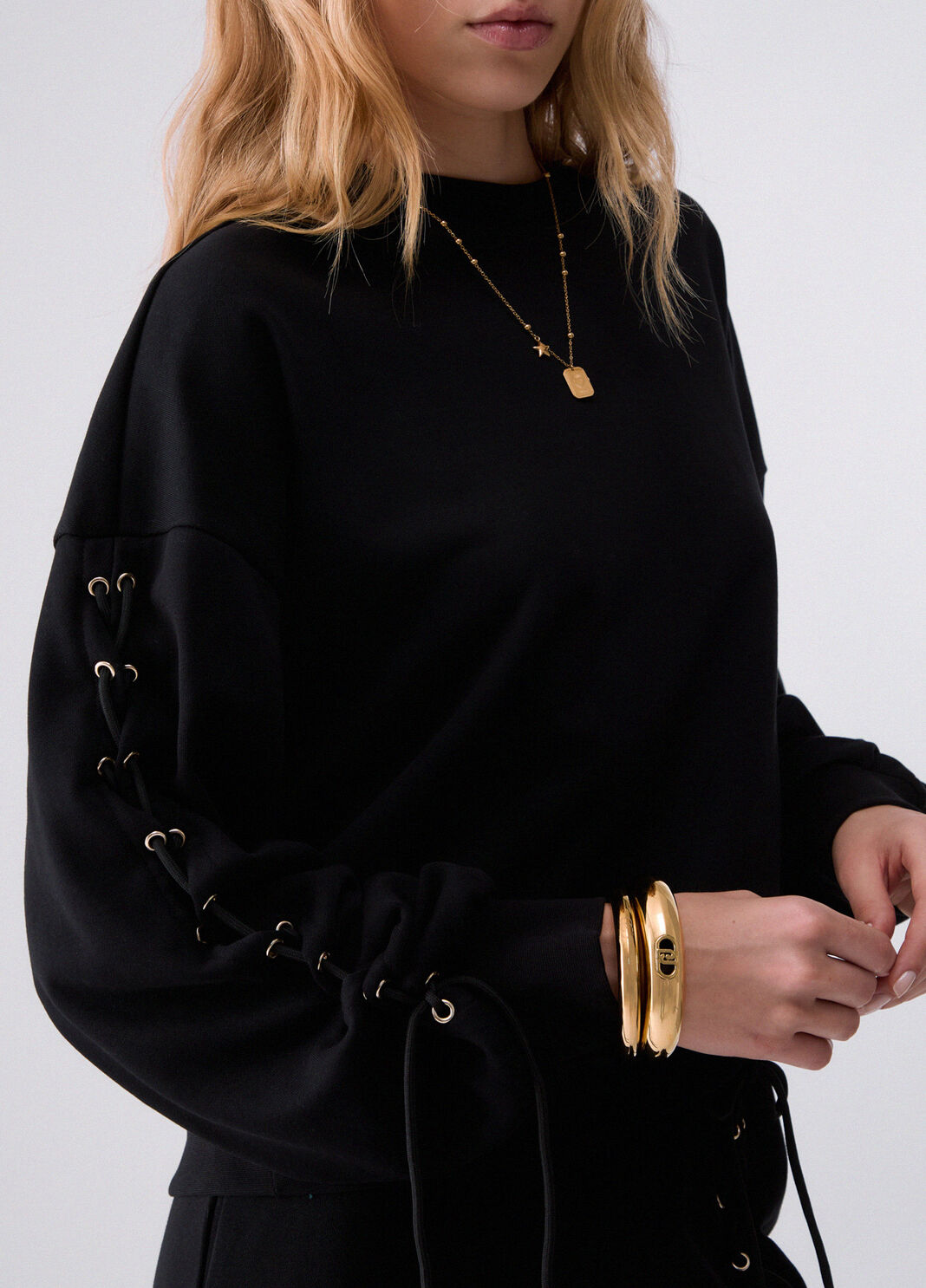 Sweatshirt mit Schn&uuml;rung schwarz Liu Jo - large image number 4