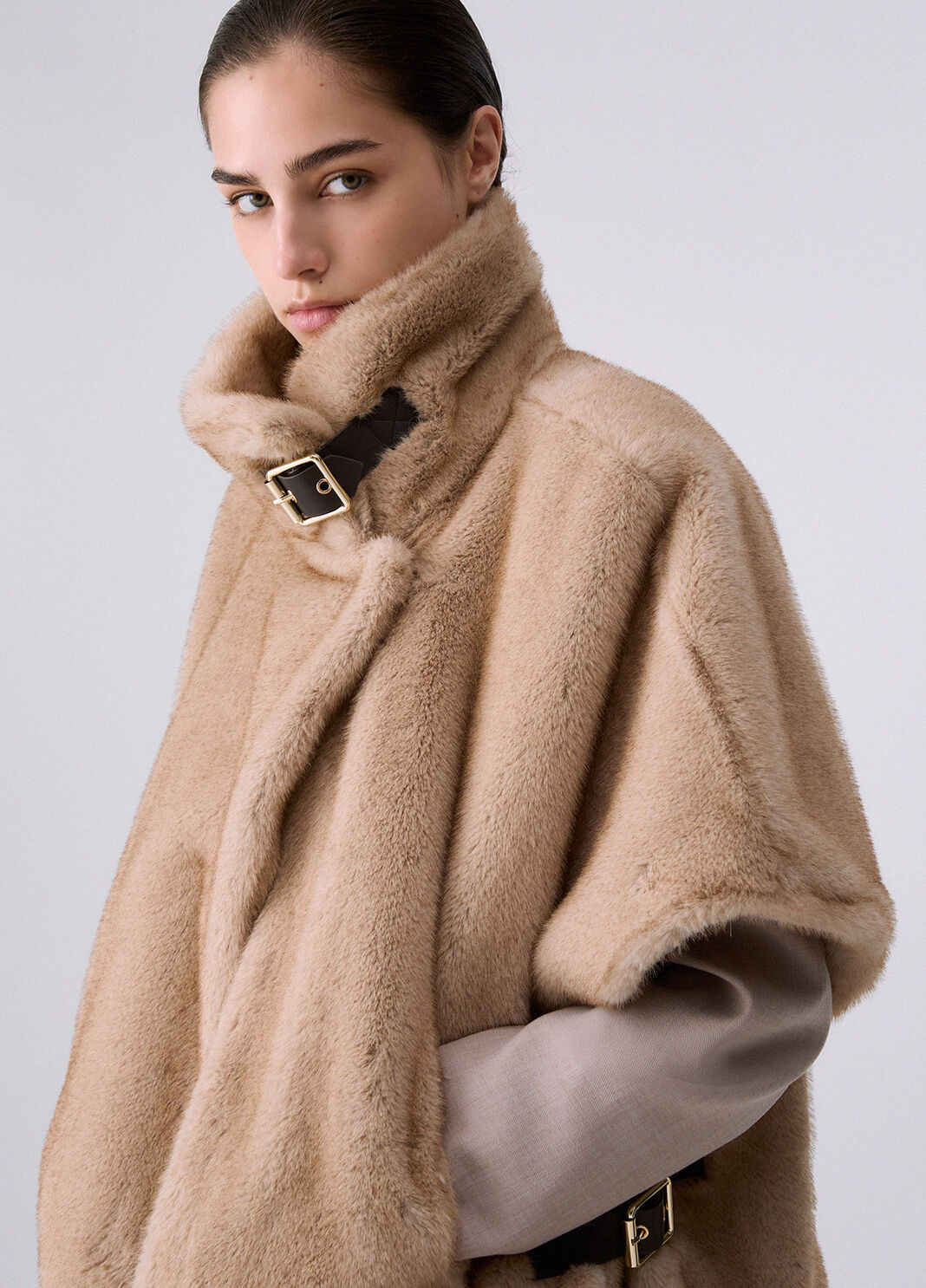 Faux Fur Cape angora Liu Jo - large image number 4