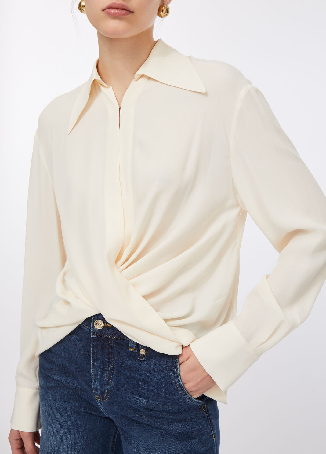 Cr&ecirc;pe de chine blouse cream Liu Jo - large image number 4