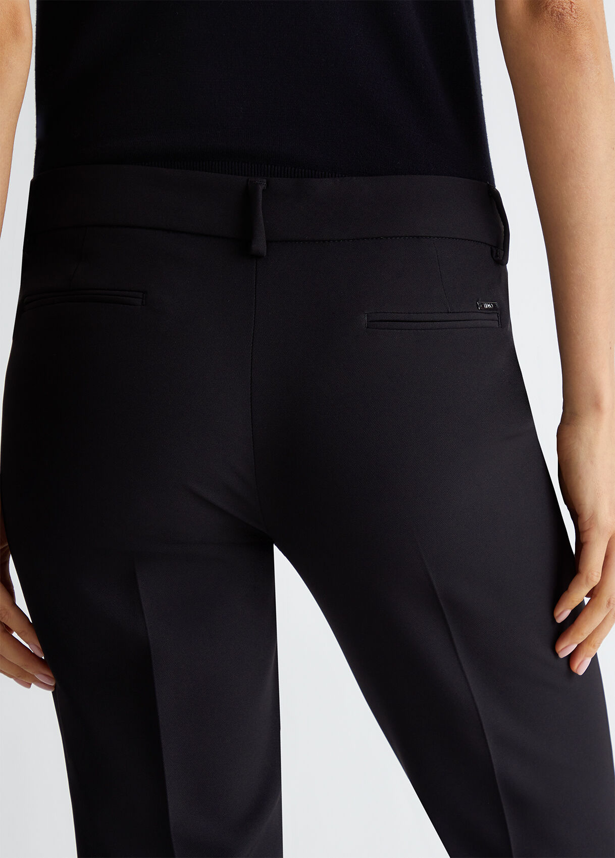 Elegant slim fit trousers colour black | Liu Jo
