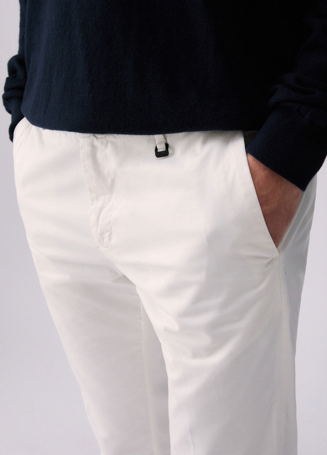 Pantalones chinos entallados blanco Liu Jo - large image number 4