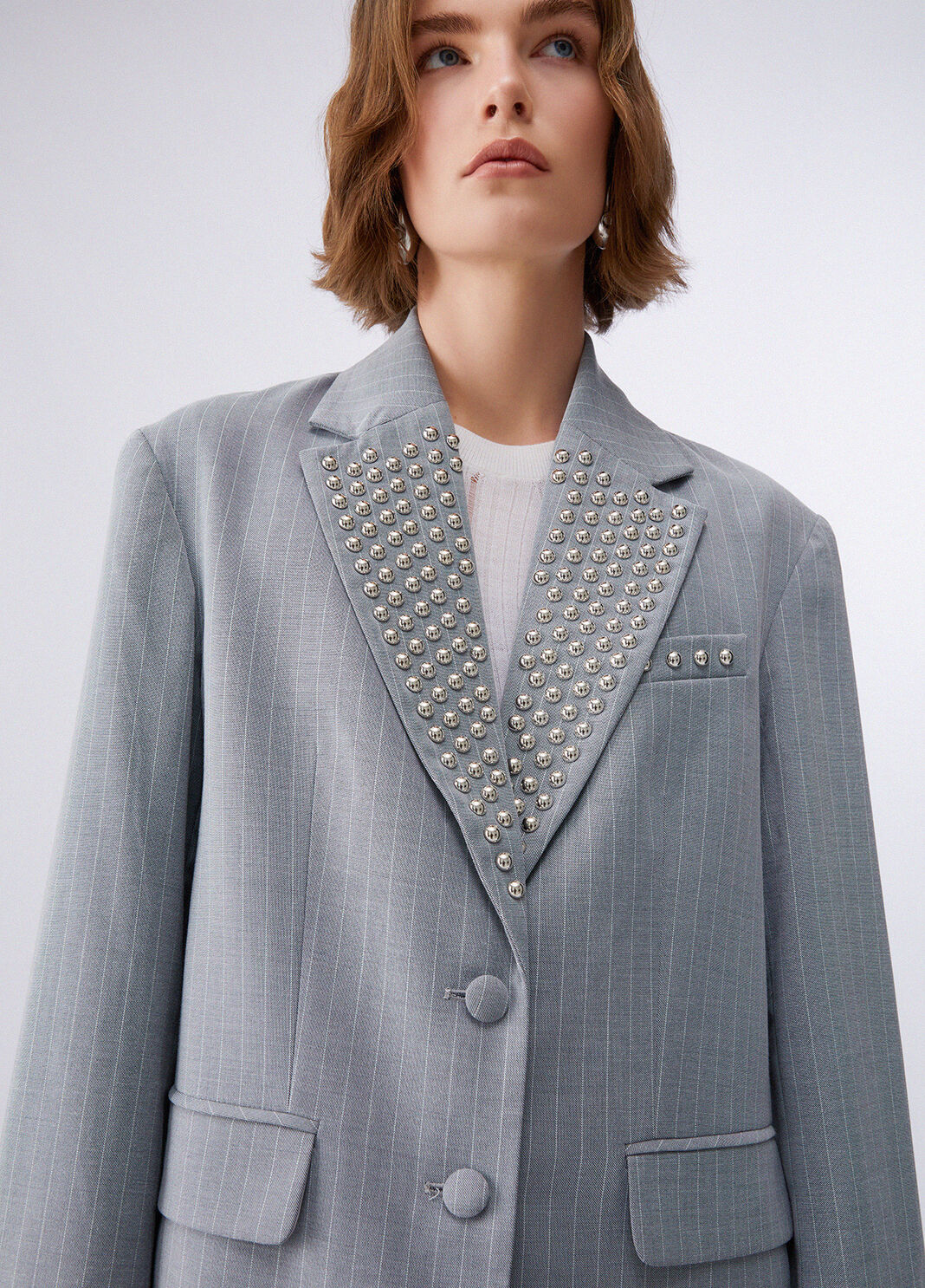 Блейзер в тонкую полоску с заклепками серый в тонкую полоску Liu Jo - large image number 4