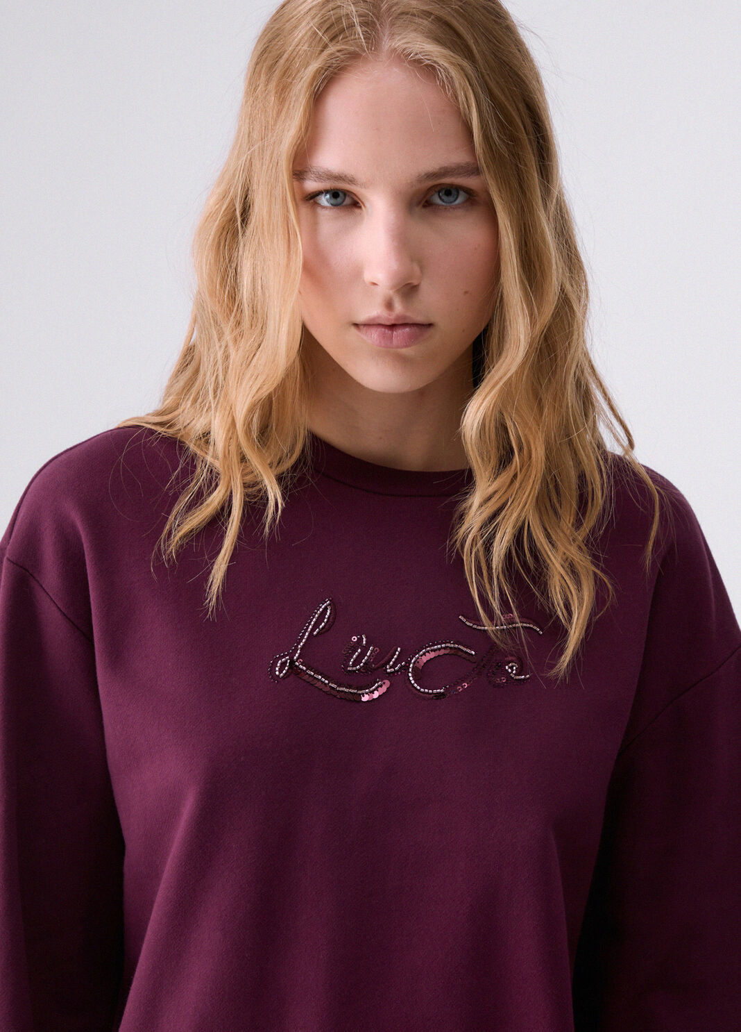Sweat-shirt avec ornements bijoux aubergine Liu Jo - large image number 4