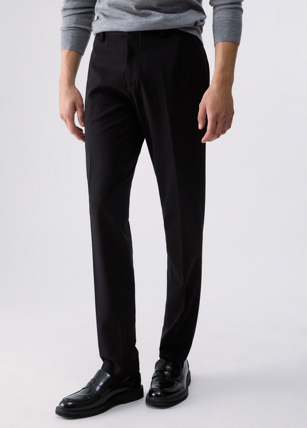 Pantalon &eacute;l&eacute;gant en jersey noir Liu Jo - large image number 0