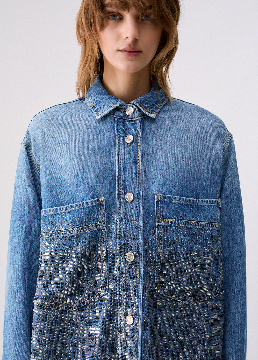 Overshirt in denim with rhinestones animal-print blue denim Liu Jo - large image number 4