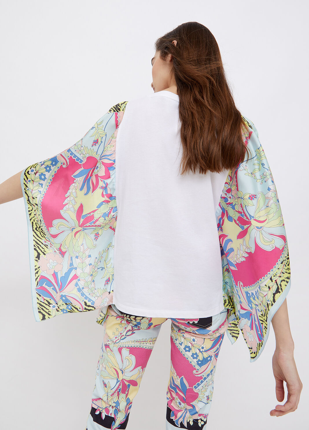 Top con detalles de raso blanco/cebra/flores Liu Jo - large image number 1