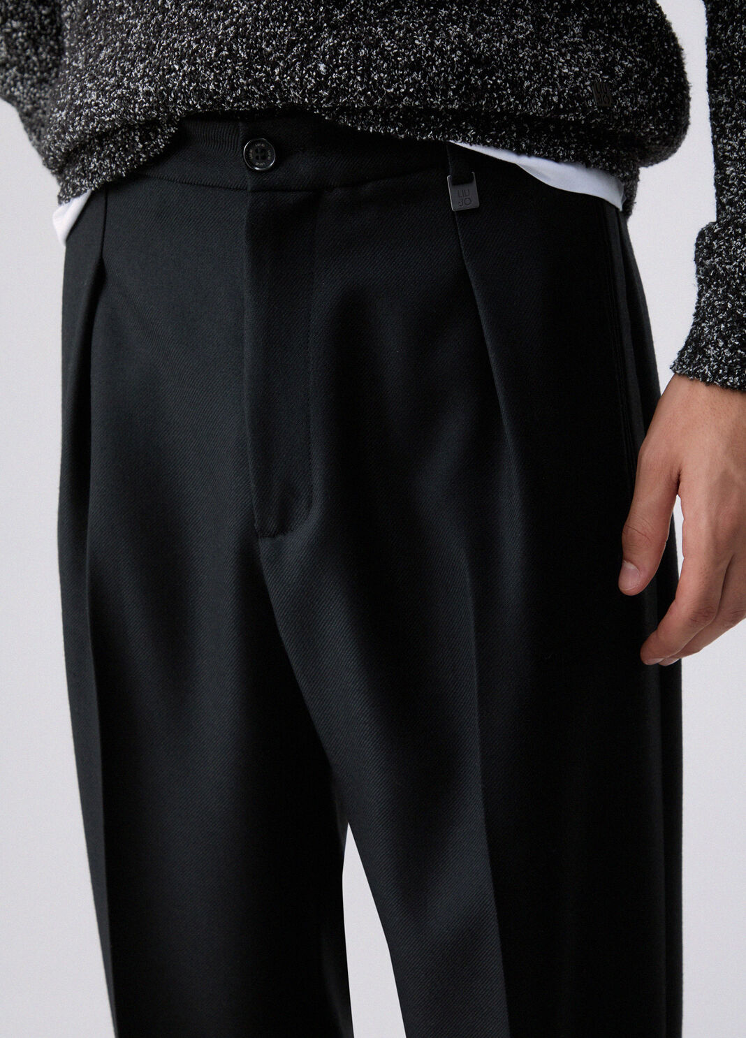 Trousers relaxed fit in a wool blend black Liu Jo - large image number 4