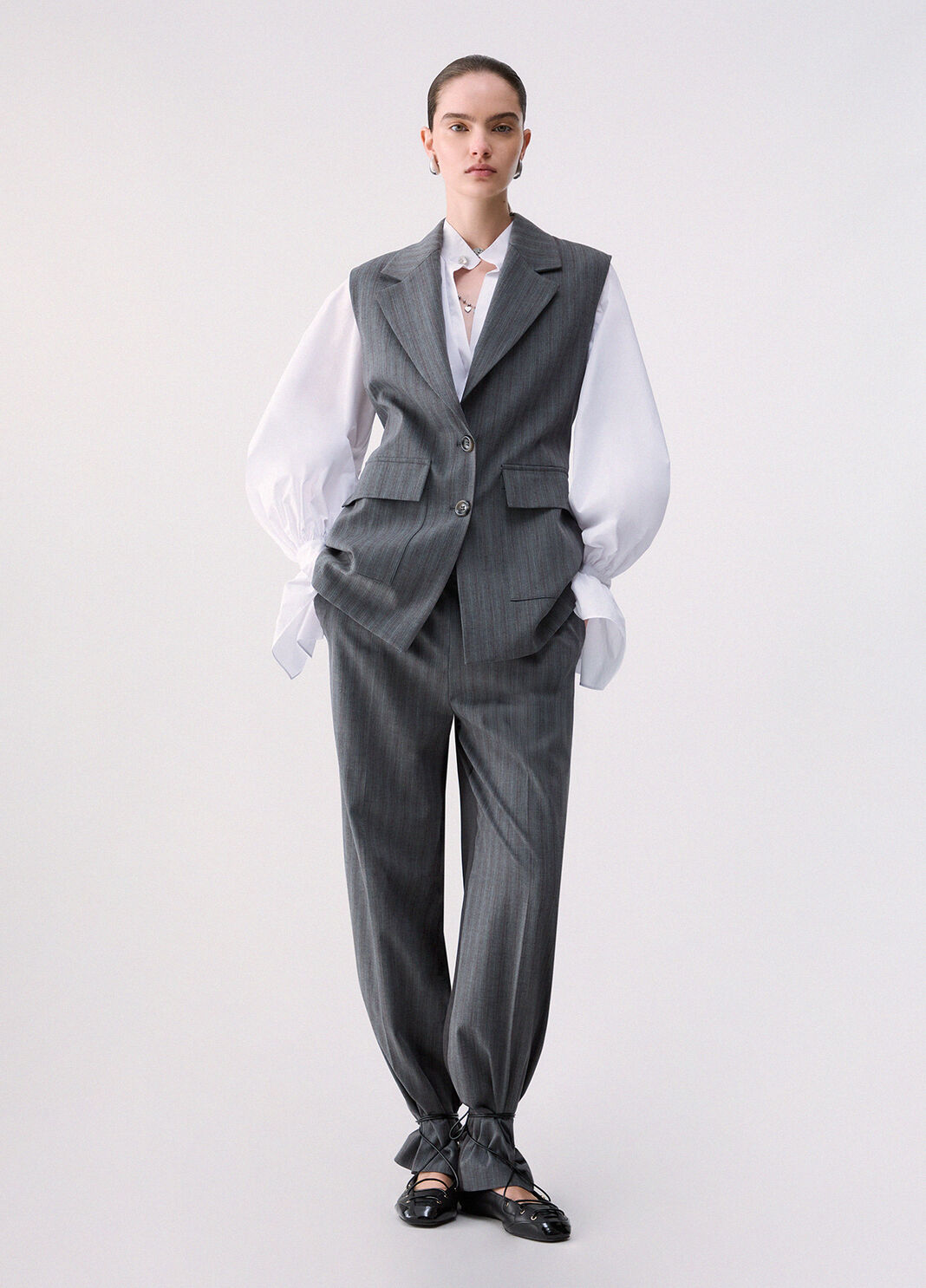 Gilet con pliss&eacute; grigio scuro Liu Jo - large image number 5
