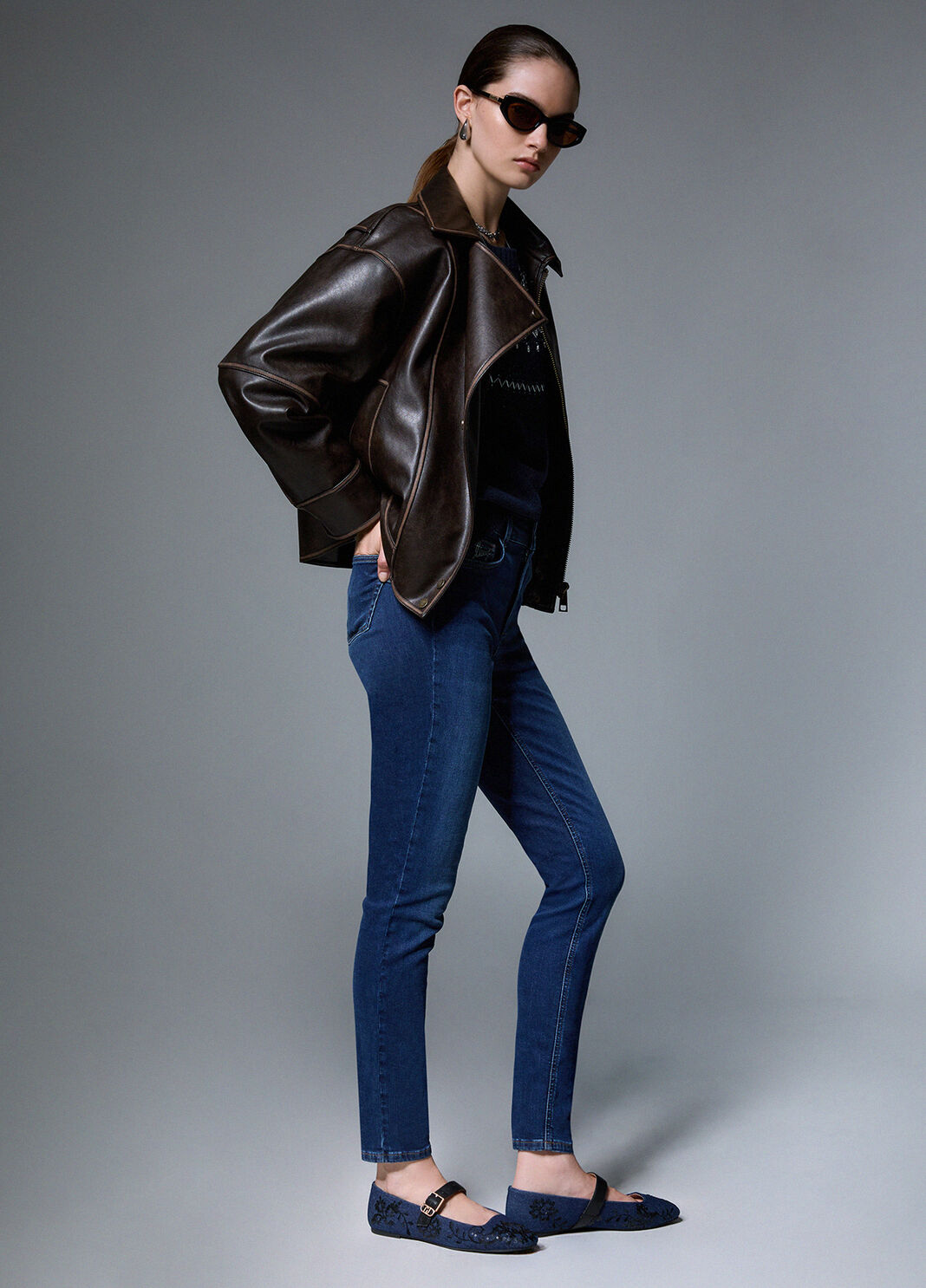 Skinny jeans with embellishments dark denim Liu Jo - large image number 2