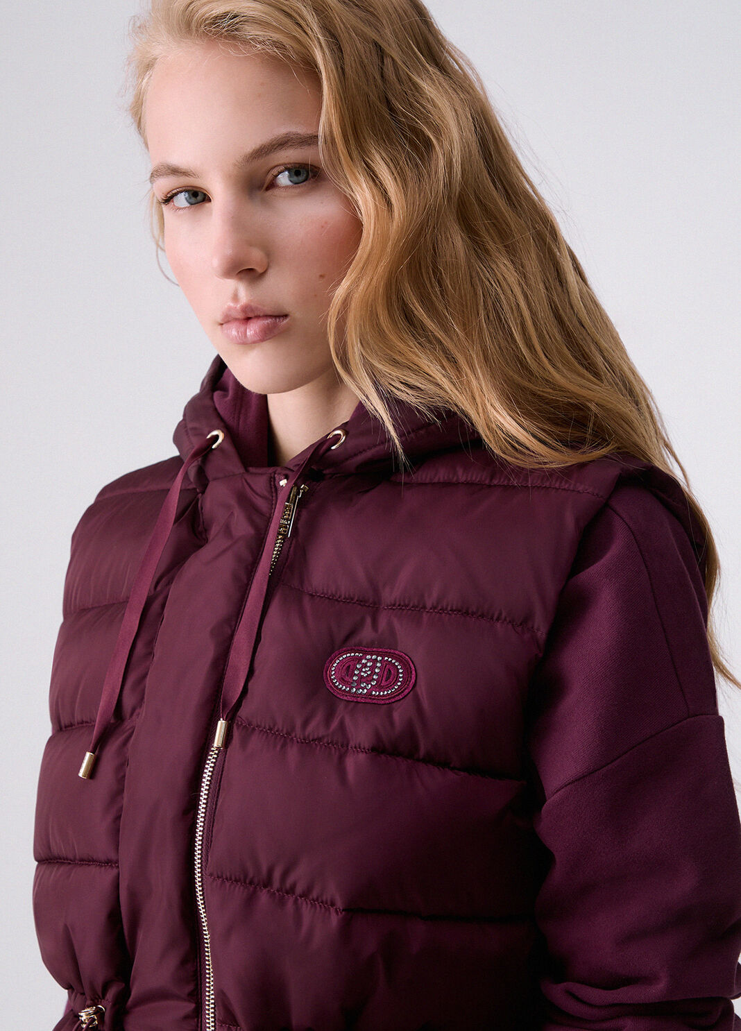 Kurze wattierte Nylonjacke Aubergine Liu Jo - large image number 4