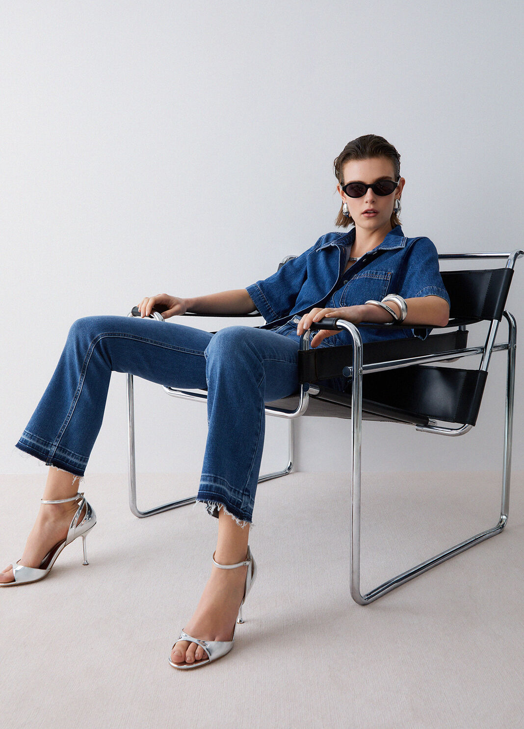 Jean bootcut avec ourlets bruts denim bleu fonc&eacute; Liu Jo - large image number 2