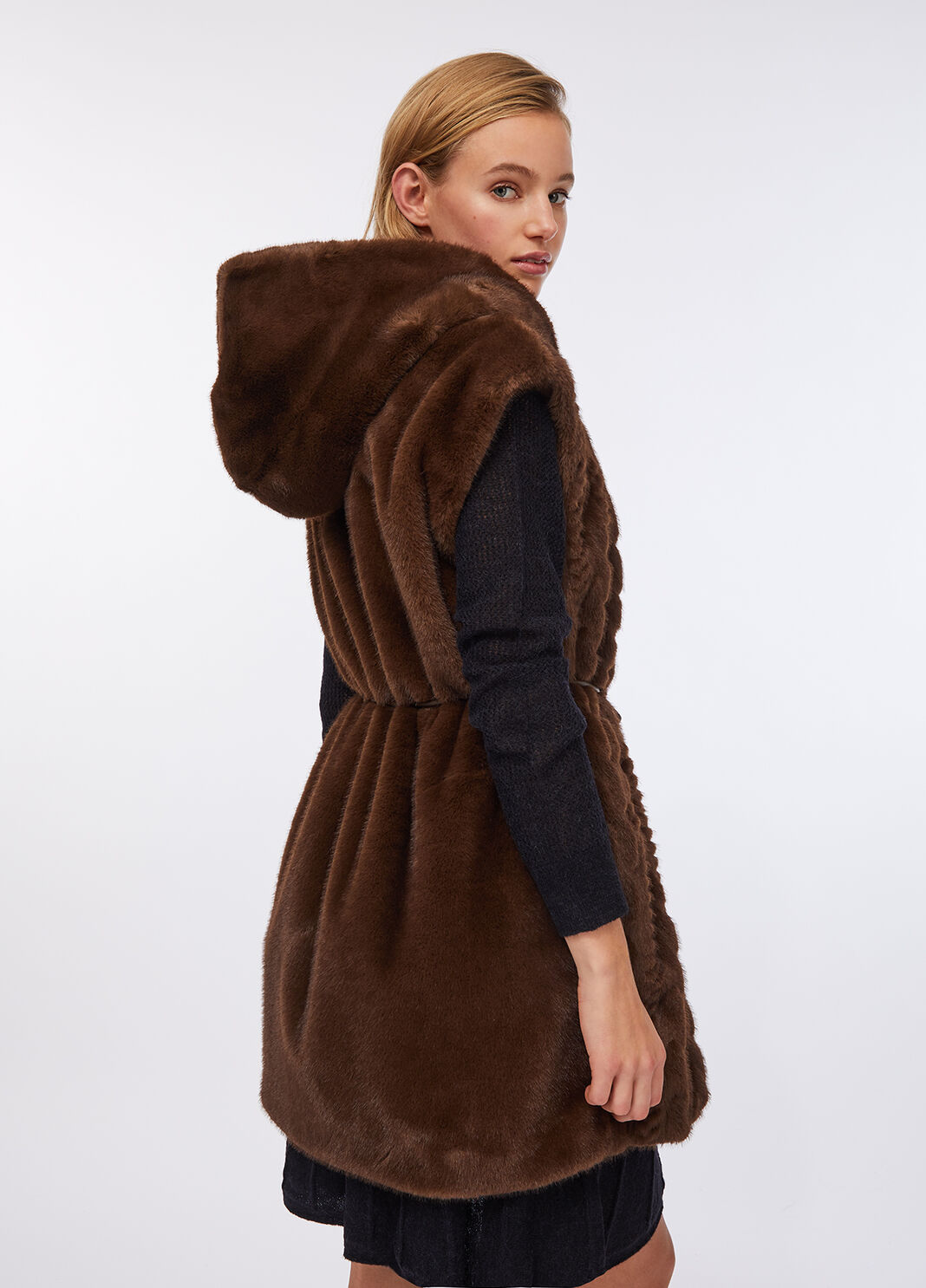 Жилет с капюшоном шоколадный Liu Jo - large image number 1