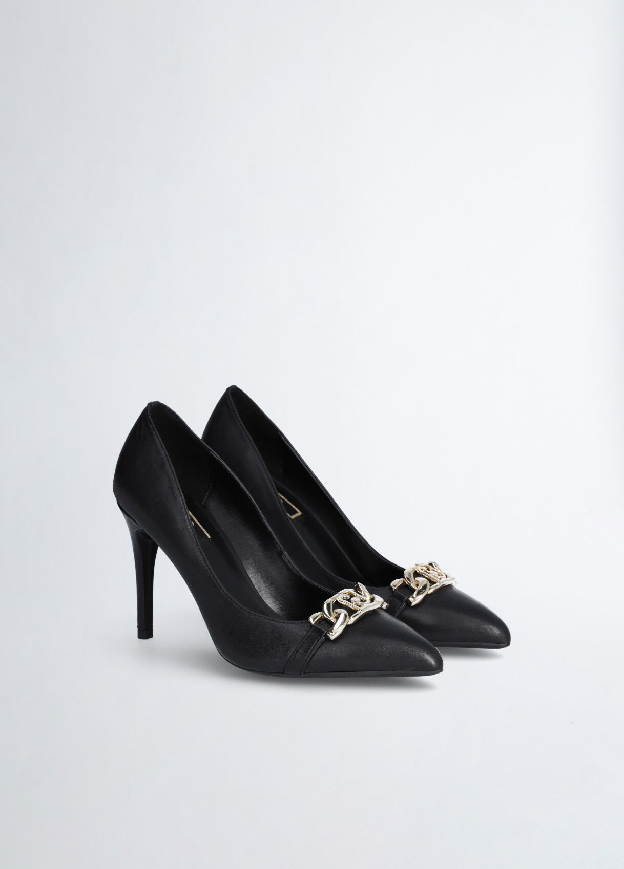 Size 2 black best sale court shoes