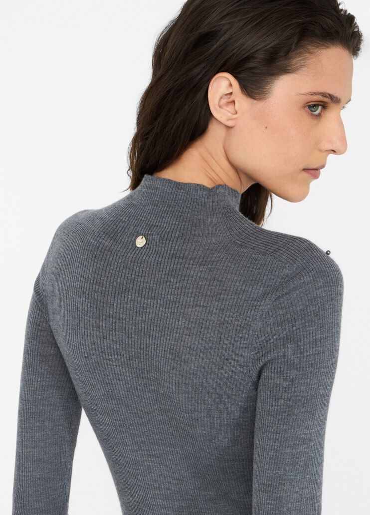 Джемпер из 100% шерсти с аппликациями серый Liu Jo - large image number 4 Джемпер из 100% шерсти с аппликациями серый Liu Jo - large image number 4