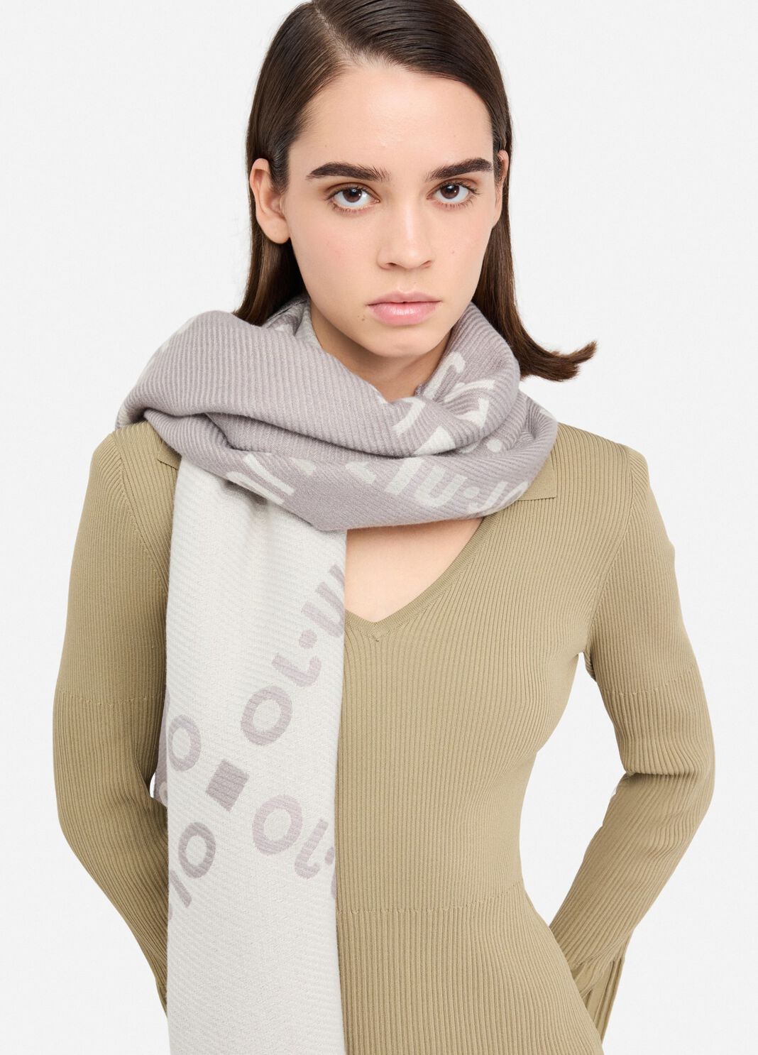 Жаккардовый палантин серый Liu Jo - large image number 0