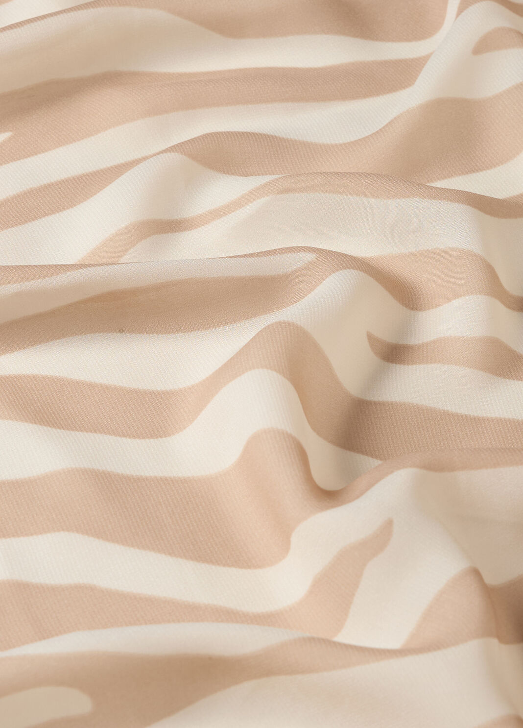 Foulard avec imprim&eacute; animalier corail Liu Jo - large image number 3