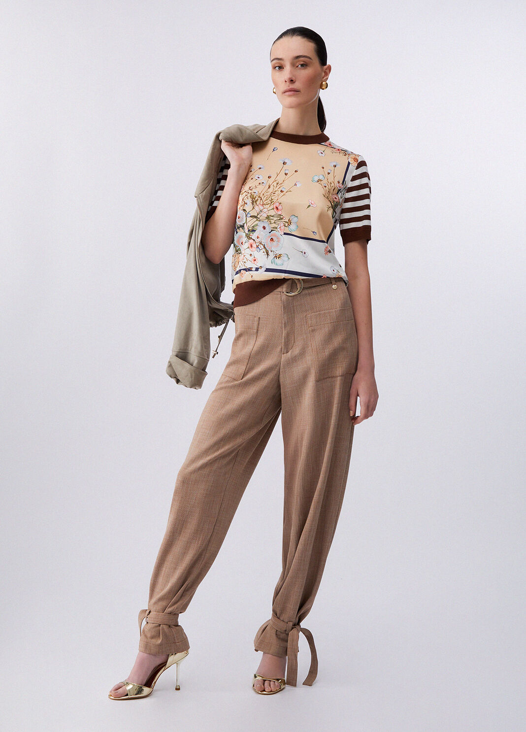 Top mit Eins&auml;tzen aus bedrucktem Twill Braun/Wei&szlig; Liu Jo - large image number 5