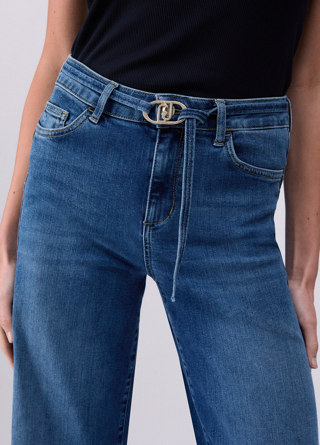 Flare-Jeans mit hohem Bund Dunkles Denimblau Liu Jo - large image number 4