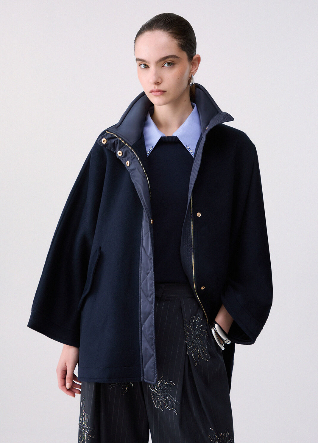 Cape Kimono en Laine bleu fonc&eacute; Liu Jo - large image number 0