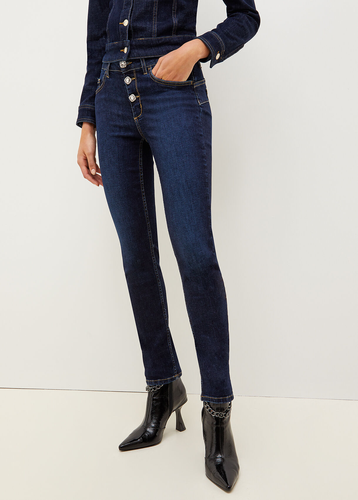 Bottom Up skinny jeans with buttons