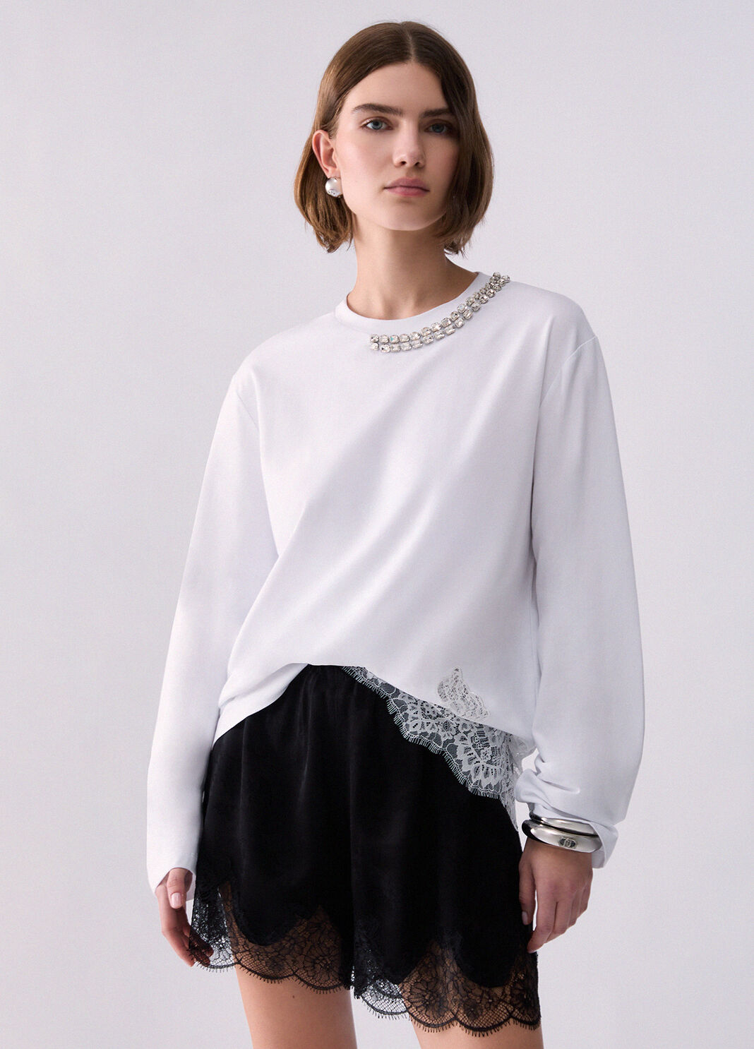 Camiseta con encaje y adornos de joyas blanco &oacute;ptico Liu Jo - large image number 0