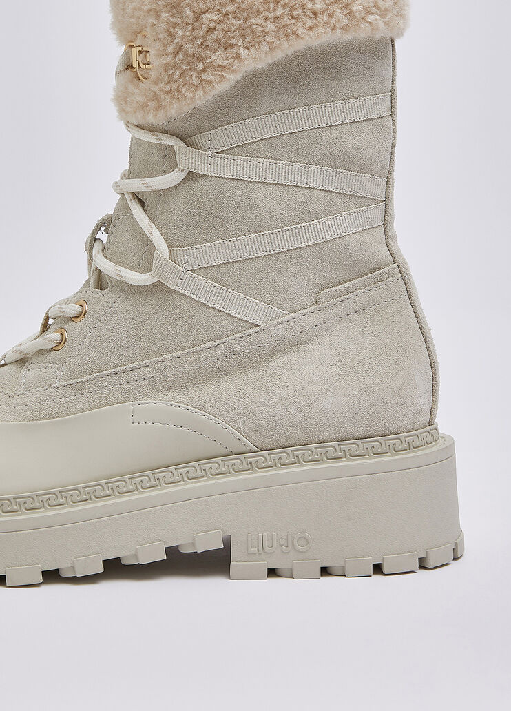 Schn&uuml;rboots aus Veloursleder mit Detail teddy Milchwei&szlig; Liu Jo - medium