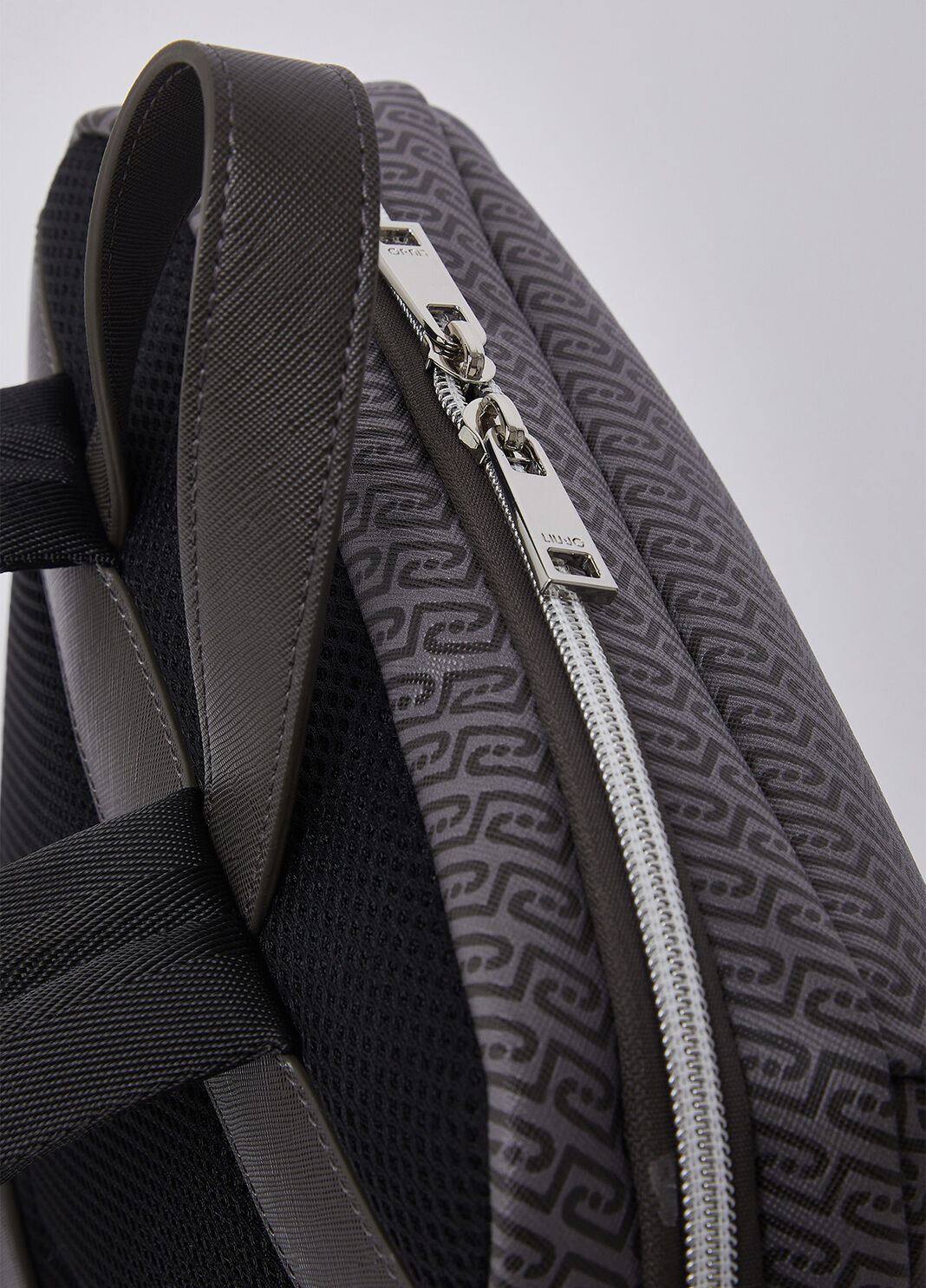 Zaino con logo monogram grigio Liu Jo - large image number 5