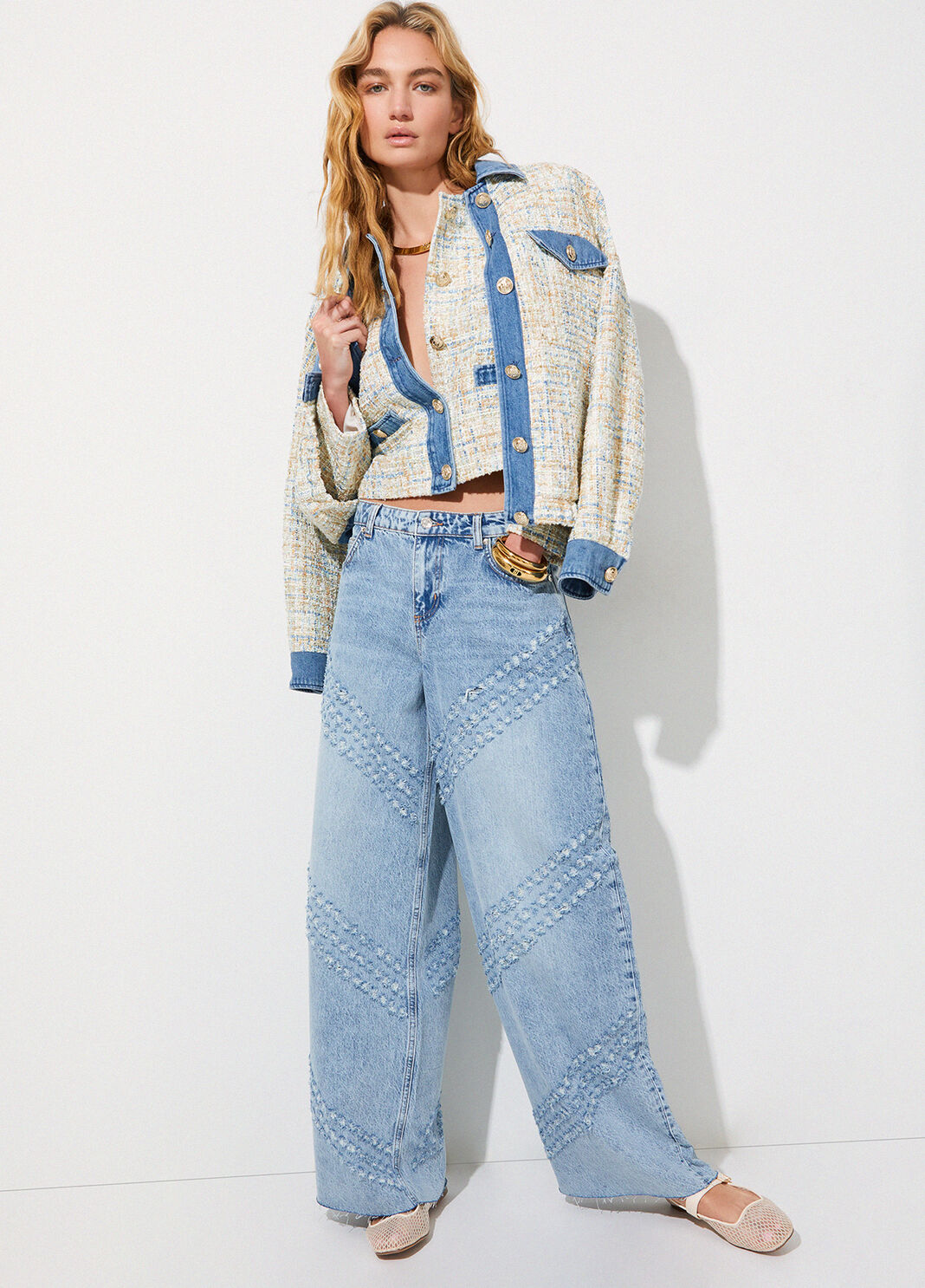 Flare-Jeans mit gelaserten Details Helles Denimblau Liu Jo - large image number 2