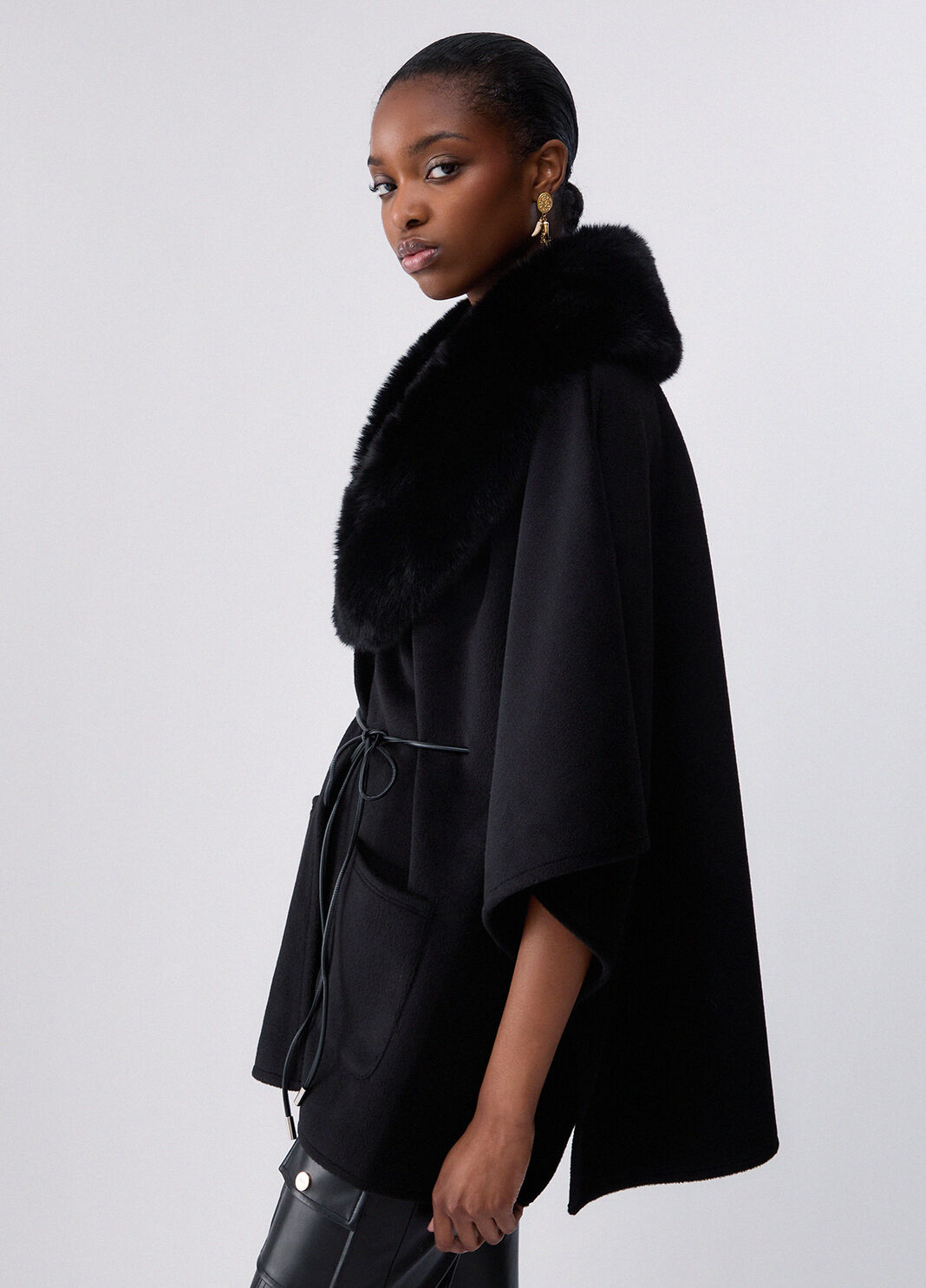 Synthetic Shearling Poncho black Liu Jo - large image number 4