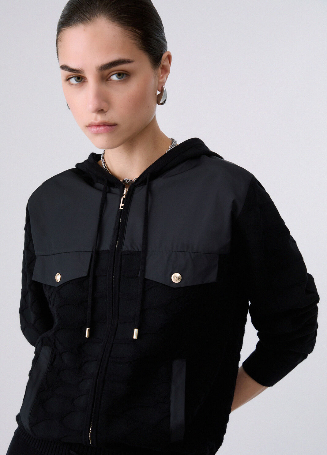 Pull &agrave; capuche zipp&eacute; noir Liu Jo - large image number 4