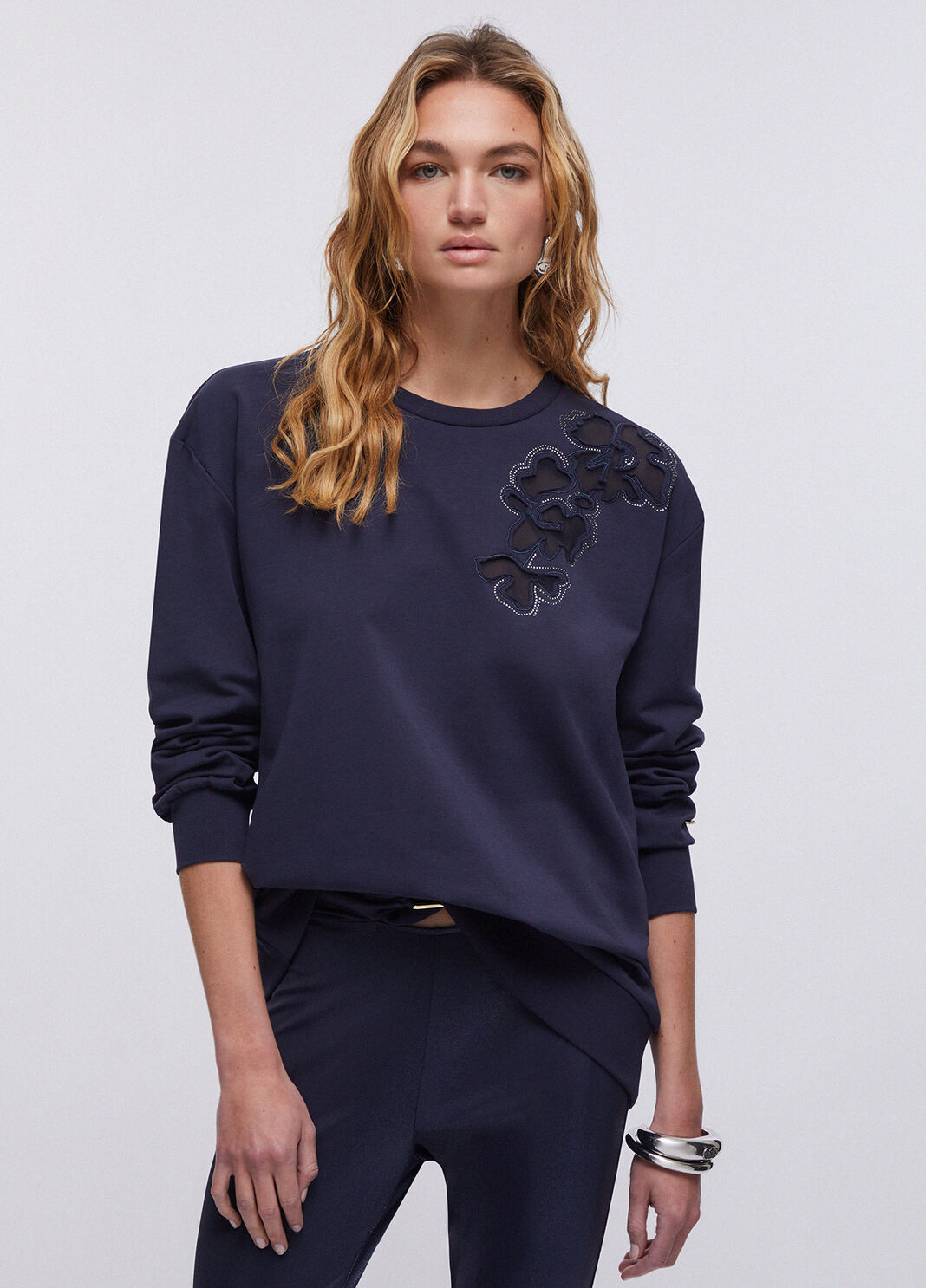 Sweatshirt mit Blumenstickereien Dunkelblau Liu Jo - large image number 0