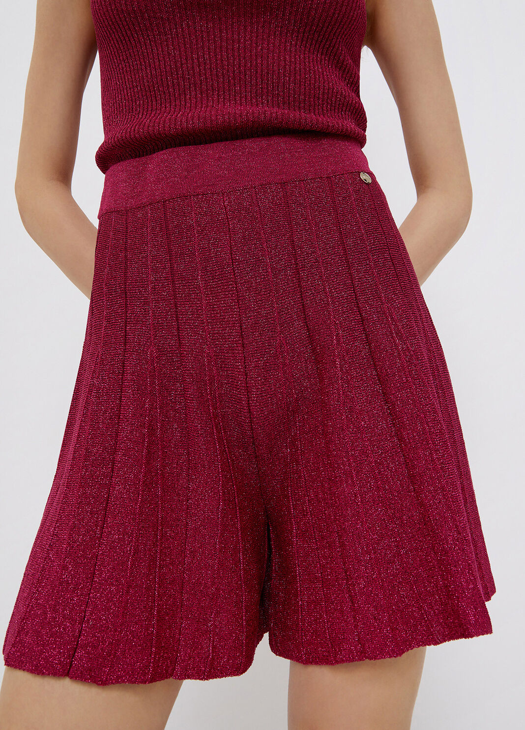 Плиссированные шорты с люрексом&reg; маджента Liu Jo - large image number 2