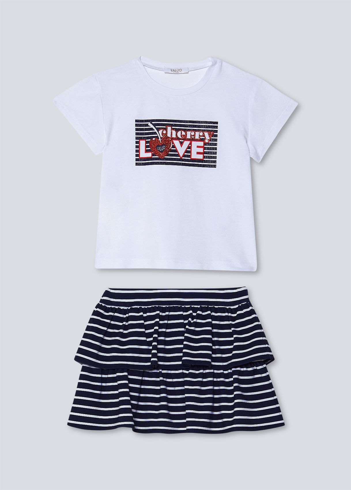 skirt and jersey outfit