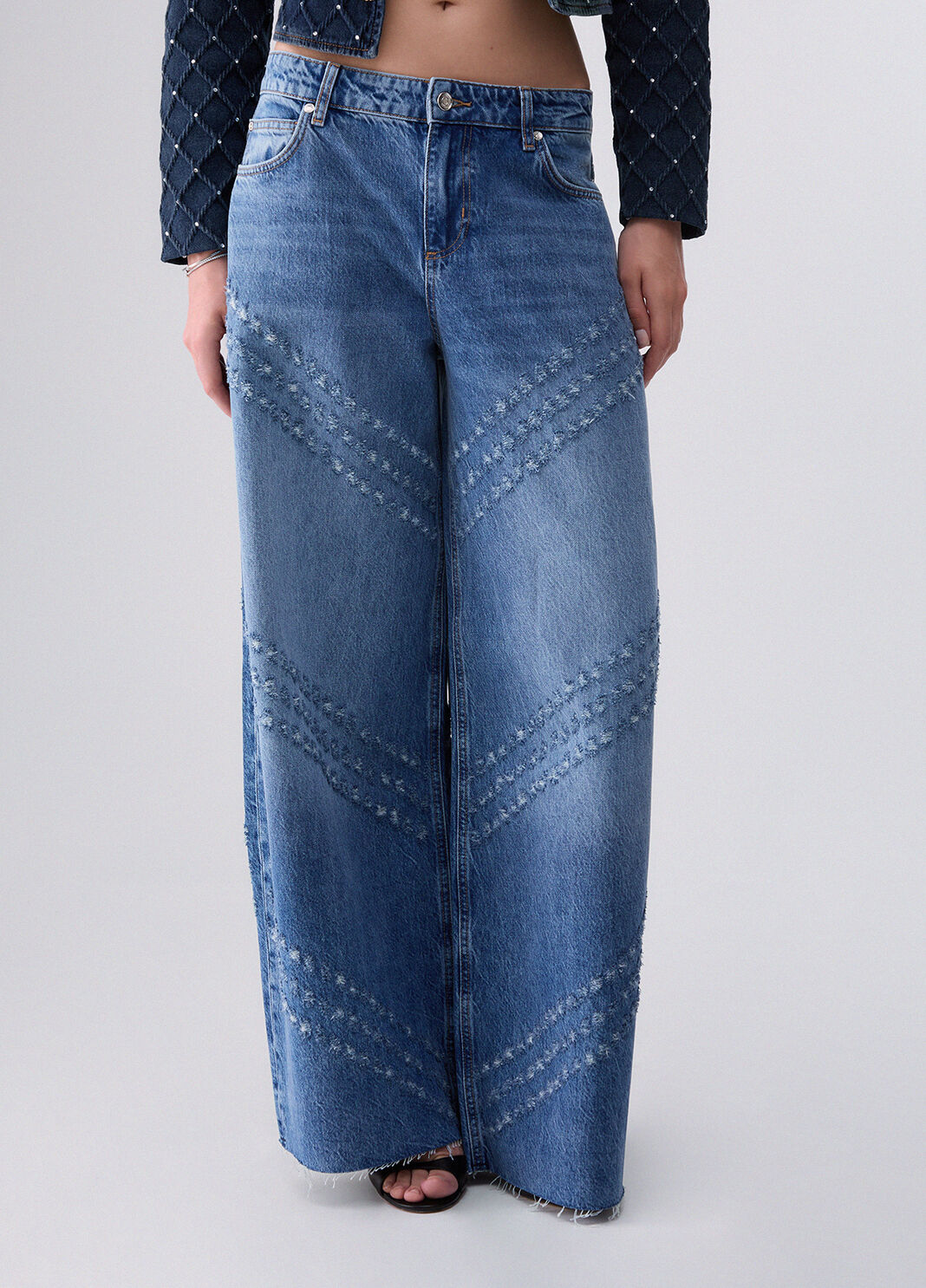 Flare-Jeans mit Details laserati denimblau Liu Jo - large image number 0